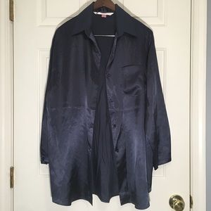 NWOT Victoria’s Secret Button Up